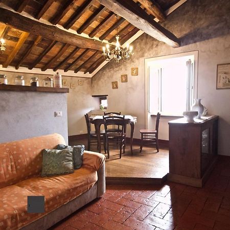 Domus Ghibellinae- Fonte Di San Benedetto Daire Cortona Dış mekan fotoğraf