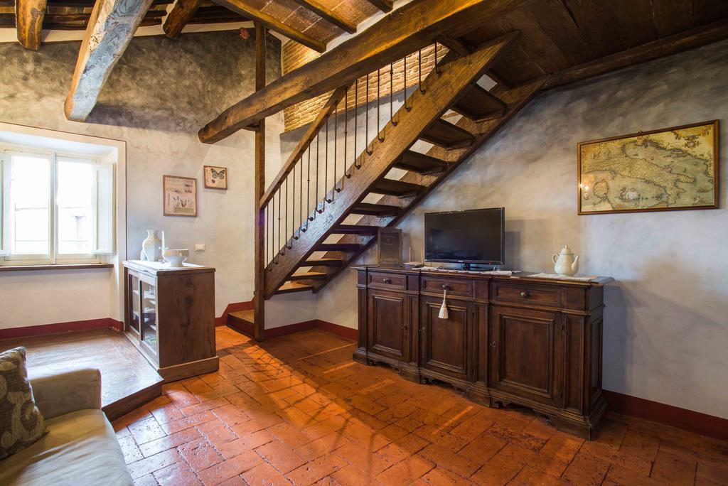 Domus Ghibellinae- Fonte Di San Benedetto Daire Cortona Dış mekan fotoğraf